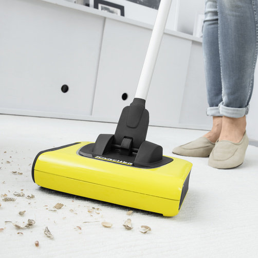 KB_5_yellow_carpet_livingroom_app_5_CI15502x502